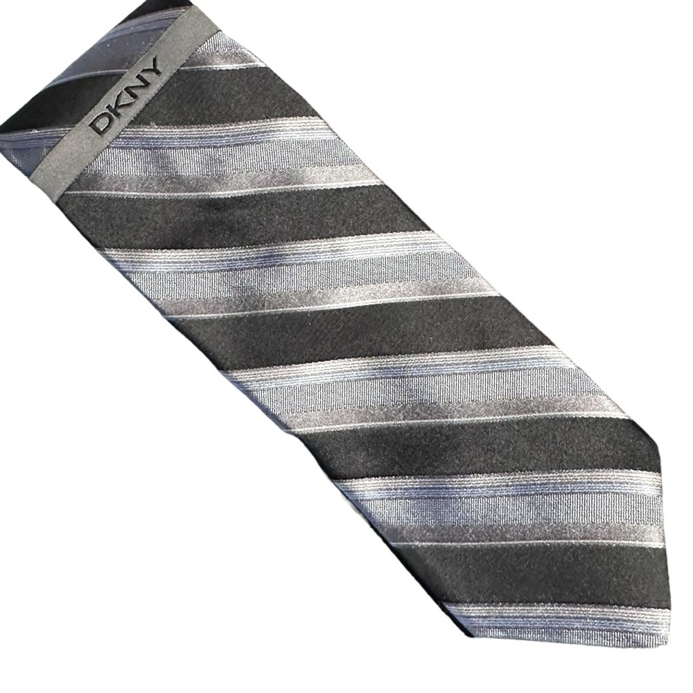 MEN'S DKNY 100% SILK BLACK/SILVER/GREY TIE (NWT)